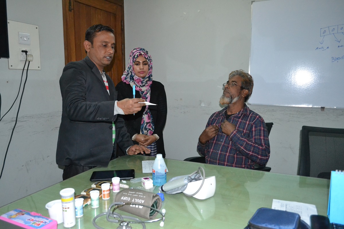 Training on GramHealth: Portable Health Clinic (PHC) for Babu-Kano Pathagar (BKP) Organized by GCC